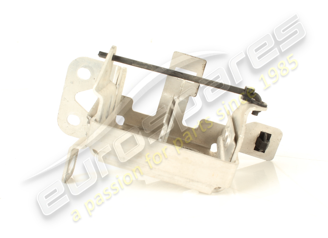 gebrauchte ferrari tgk ventilmontagehalterung. teilenummer 84066200 (2)