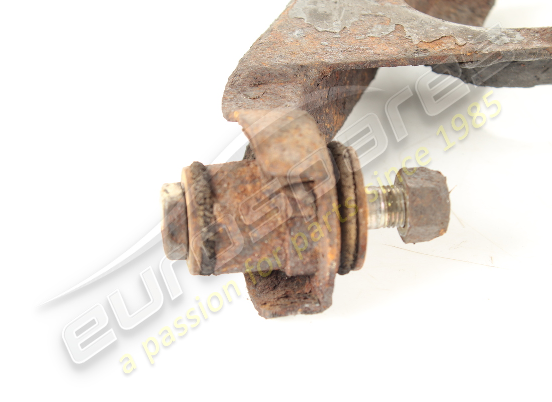 GEBRAUCHT FERRARI UNTERER HEBEL DER HINTERRADAUFHÄNGUNG LINKS. TEILENUMMER 117806 (4) gebraucht ferrari unterer hebel der hinterradaufhängung links. teilenummer 117806 (4)