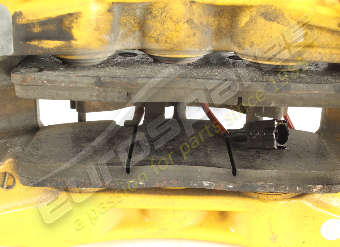 gebrauchter ferrari vorderer linker bremssattel mit belägen -. teilenummer 267314 (6)