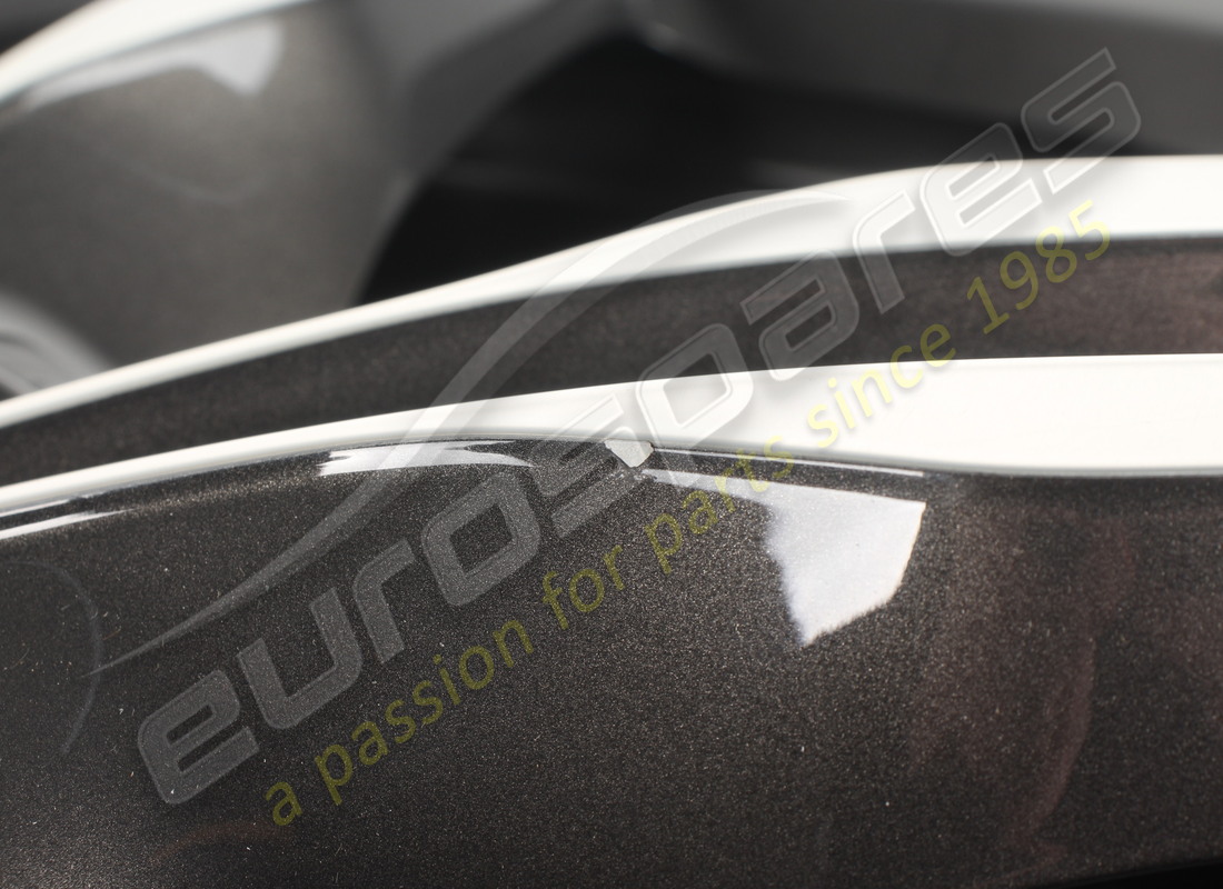 gebrauchtes ferrari hinterrad. teilenummer 855341 (9)