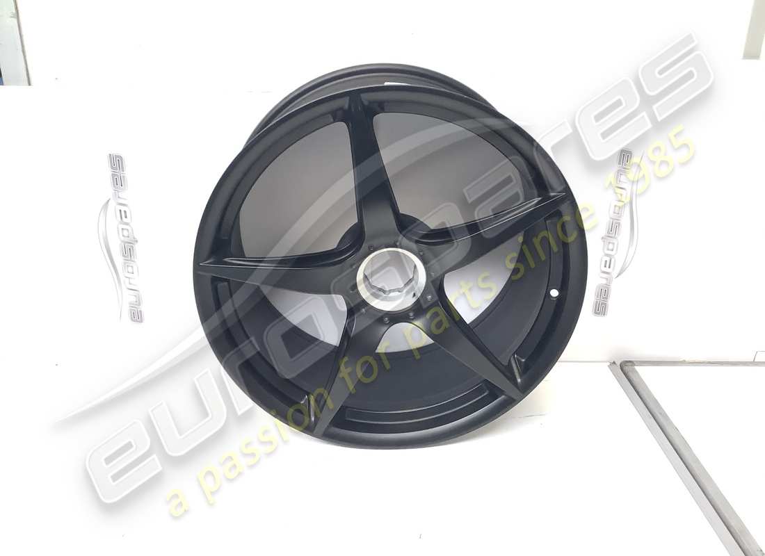 neues ferrari vorderrad. teilenummer 300972 (1)