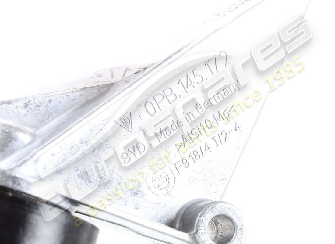 neue porsche-halterung. teilenummer 0pb145172 (3)